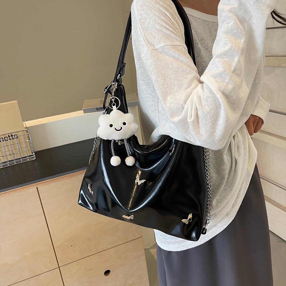 Women's Shoulder Handbags
