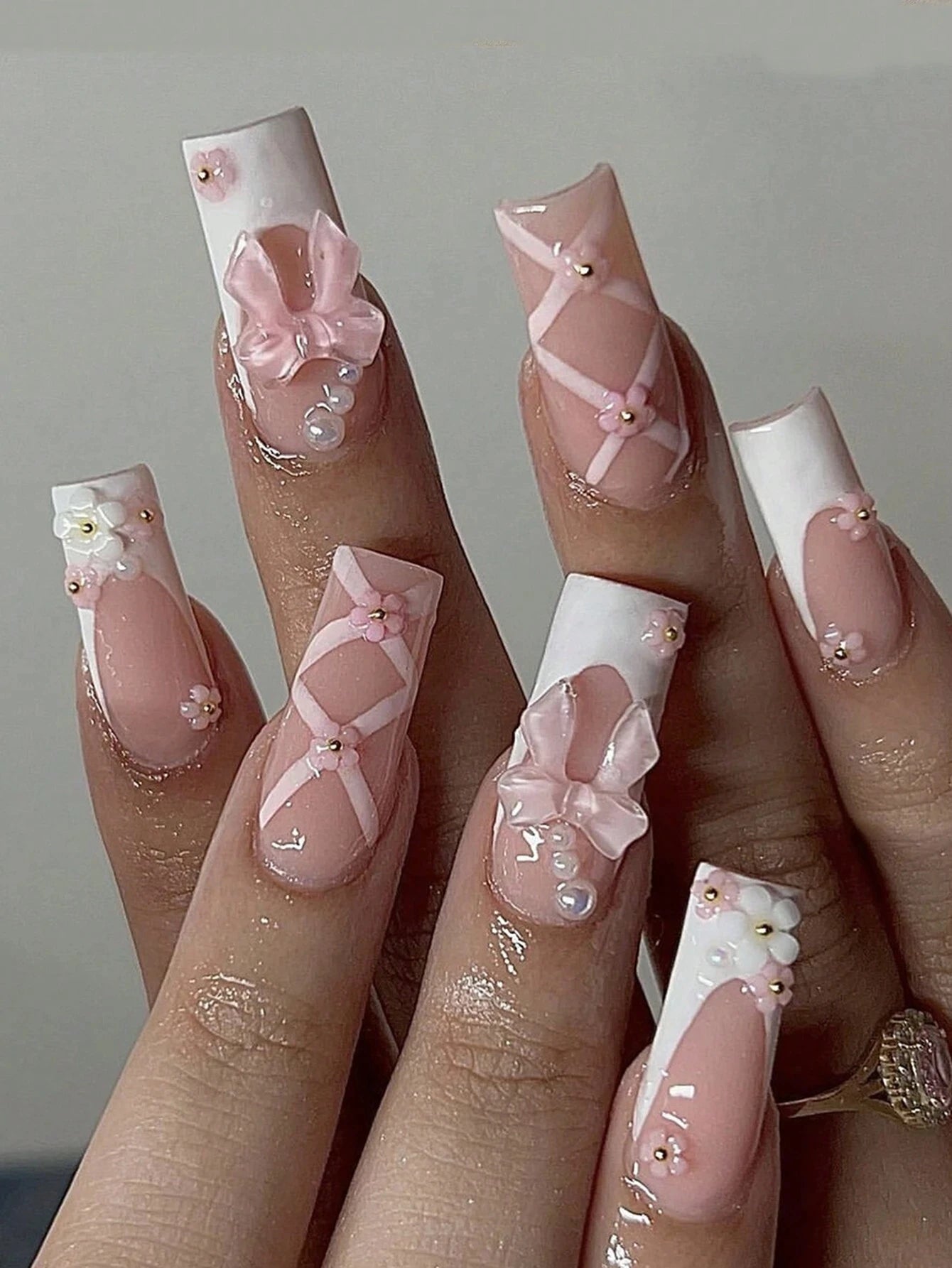 ARTAUG 24PCS Medium Press On Nails Stiletto Pink Bowknot Fingertip French Trim Cute Fake Nails Powder Full Cover Fake Nail Set