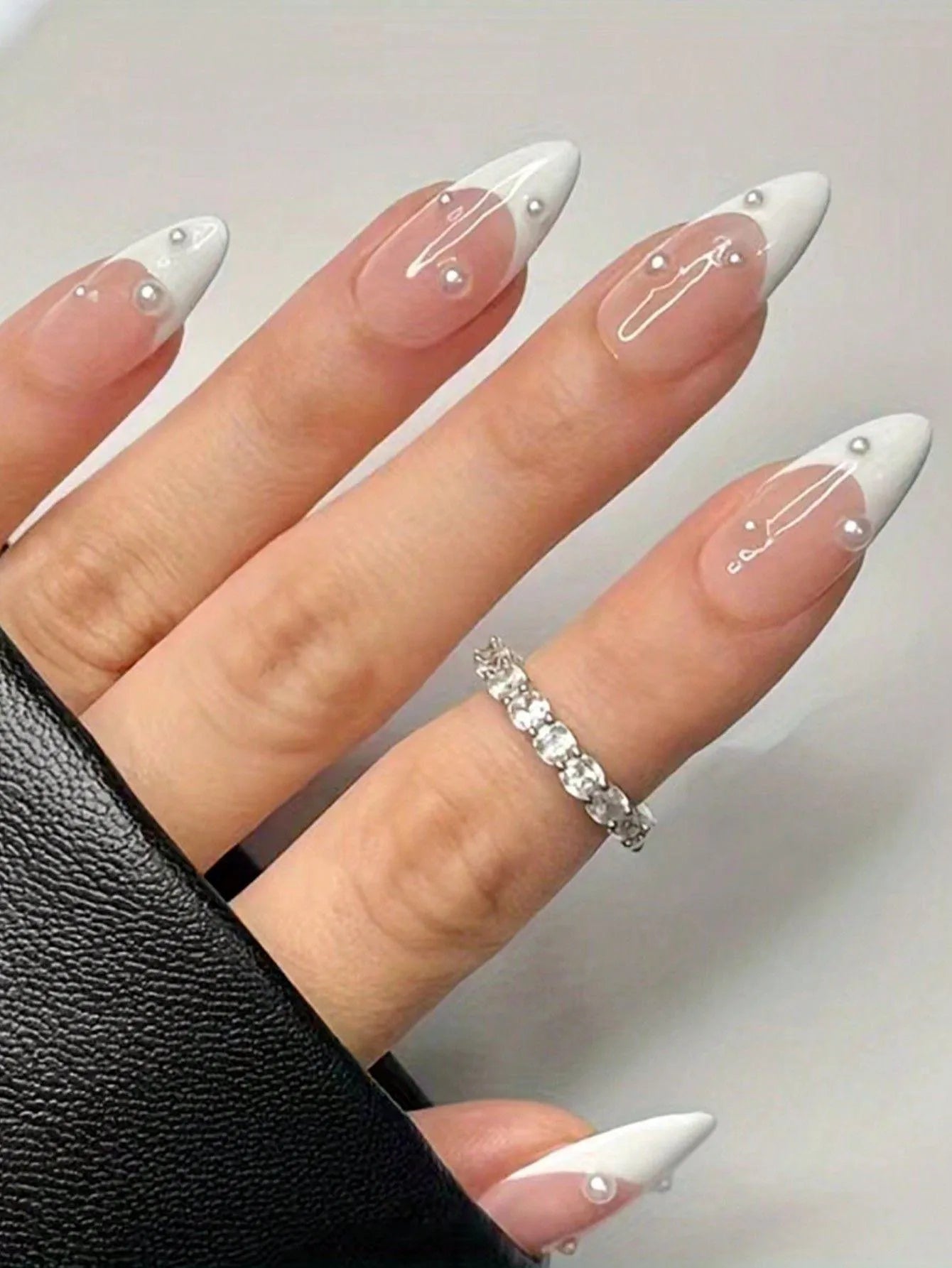 ARTAUG 24PCS Medium Press On Nails Stiletto Pink Bowknot Fingertip French Trim Cute Fake Nails Powder Full Cover Fake Nail Set